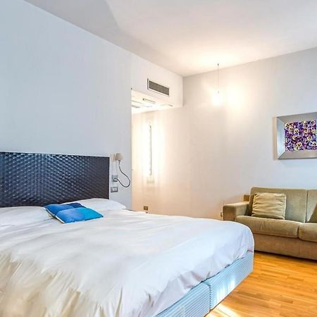 Mh Design Hotel Νάπολη Εξωτερικό φωτογραφία