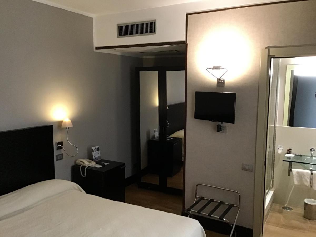 Mh Design Hotel Νάπολη Εξωτερικό φωτογραφία