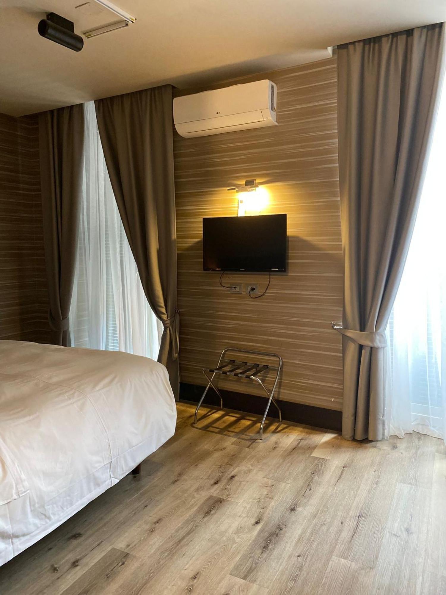 Mh Design Hotel Νάπολη Εξωτερικό φωτογραφία
