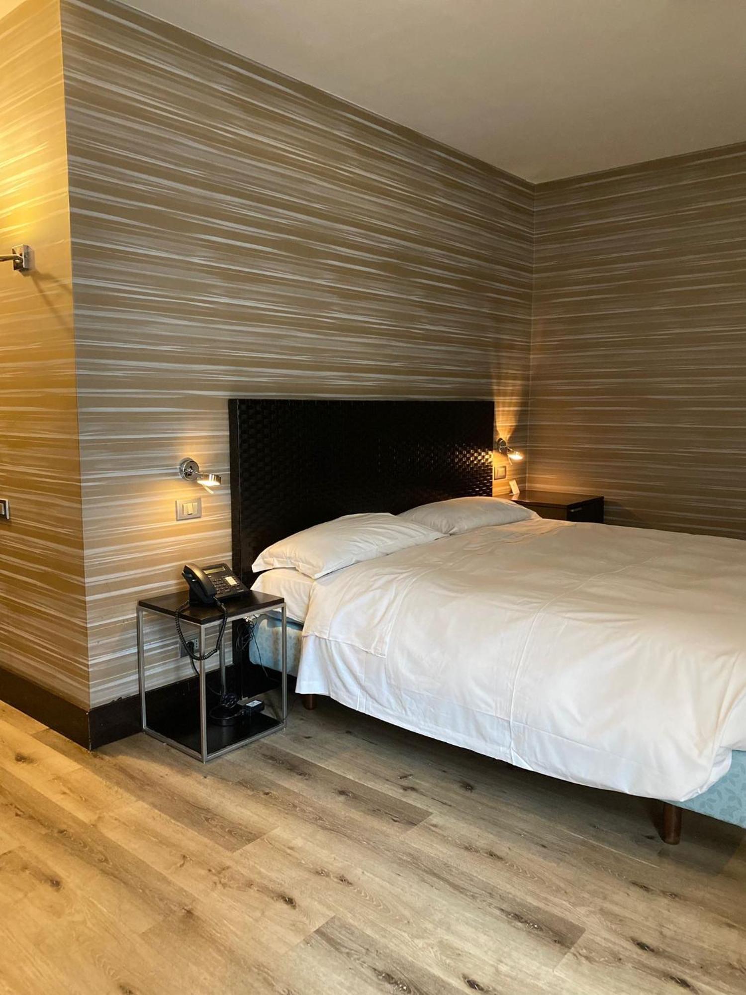 Mh Design Hotel Νάπολη Εξωτερικό φωτογραφία