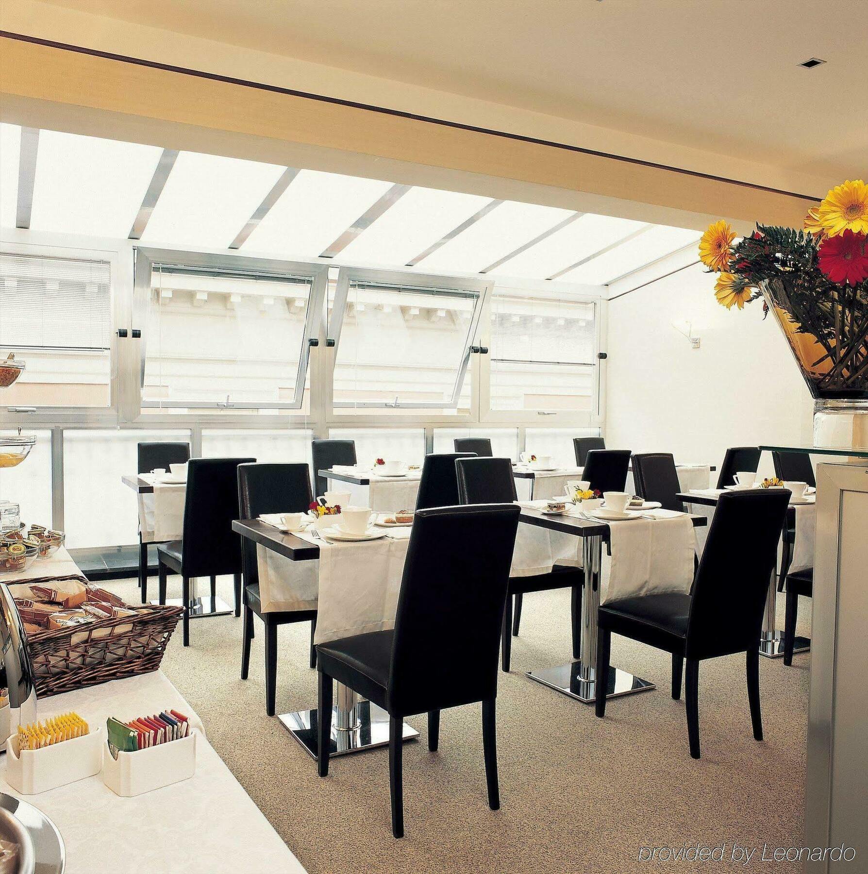 Mh Design Hotel Νάπολη Εστιατόριο φωτογραφία